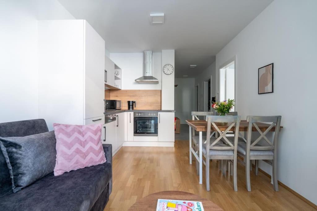 1Br Excellence, Fast To Centre By Hm Apartment เวียนนา ภายนอก รูปภาพ